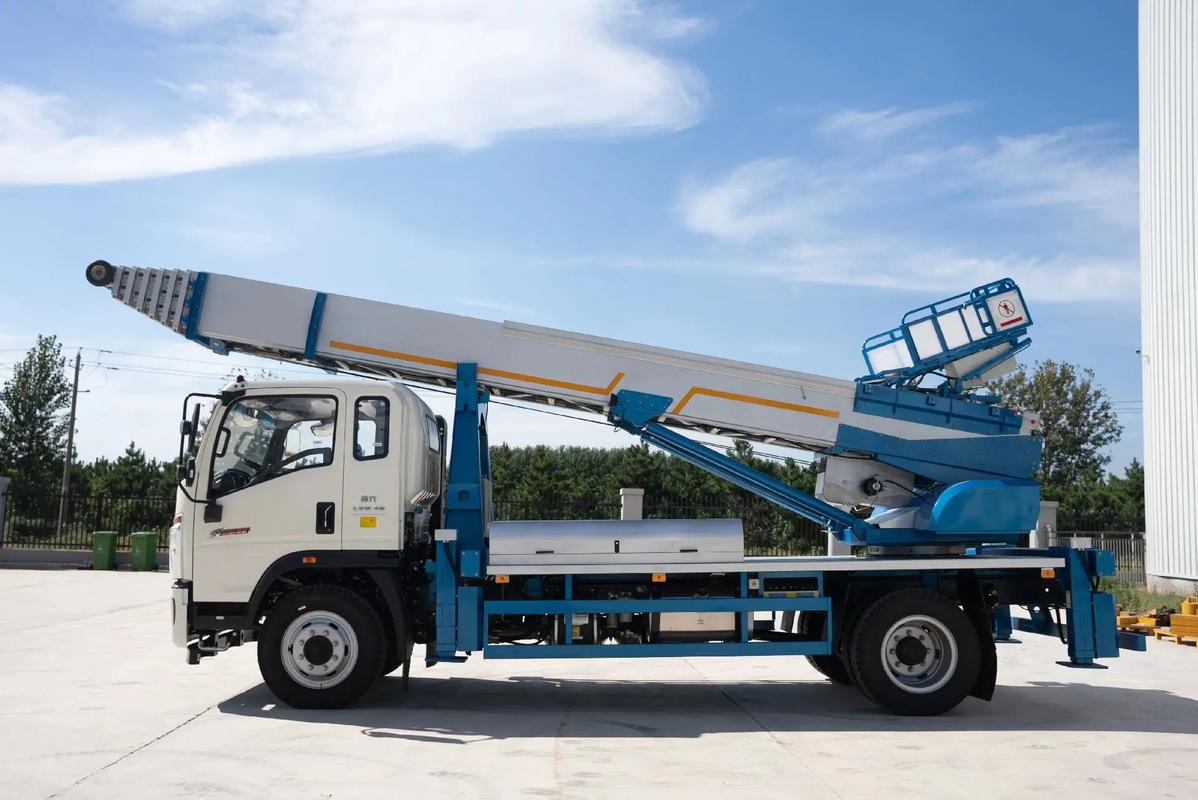 罗江云梯上料车租赁费用