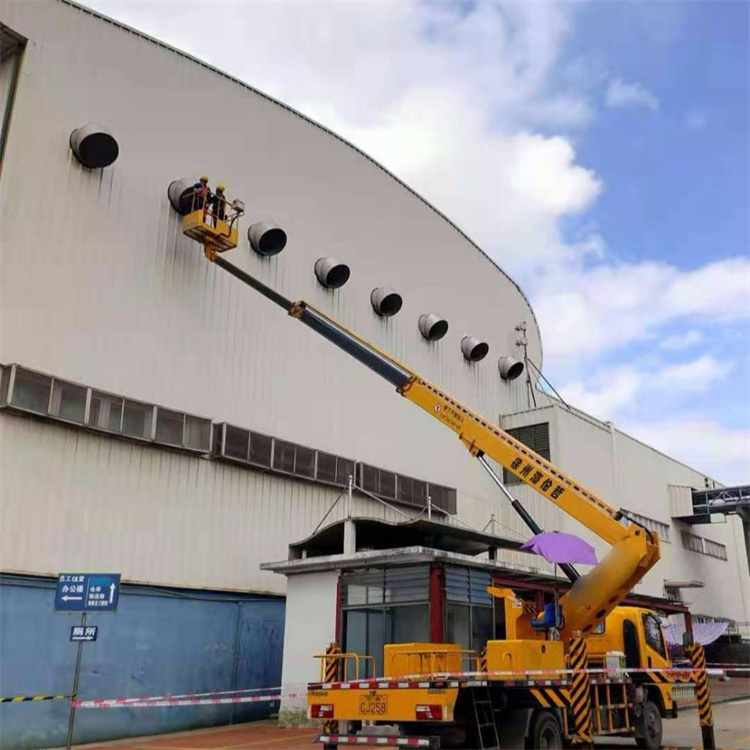 罗江高空作业车出租服务：专业广告牌安装解决方案